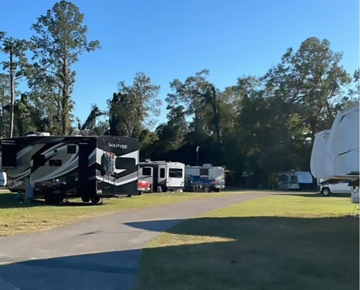 comfort-lakeside-travel comfort-lakeside-travel